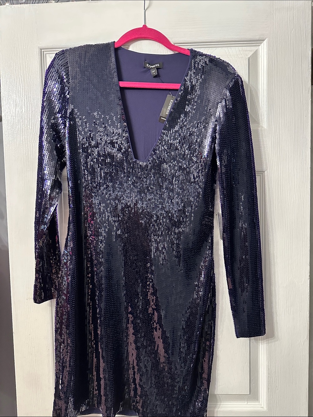 NWT Express Long Sleeve V-Neck Sequin Dress in Navy Blue